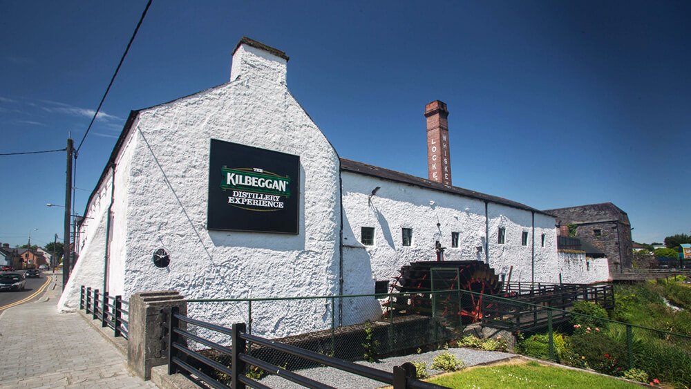 Enjoy a shiskey tasting at Kilbeggan Distillery
