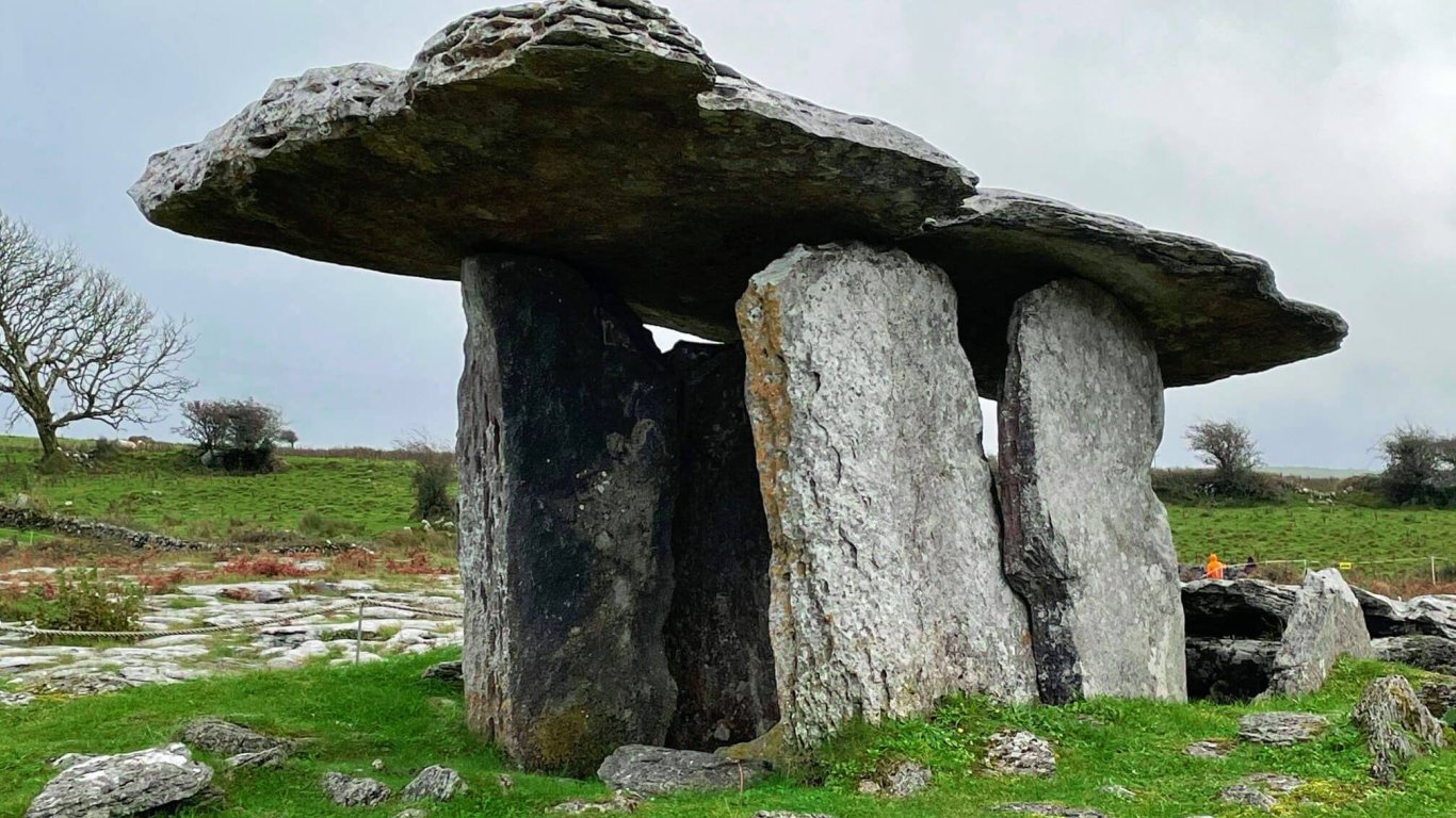 Poulnabrone Dolmen