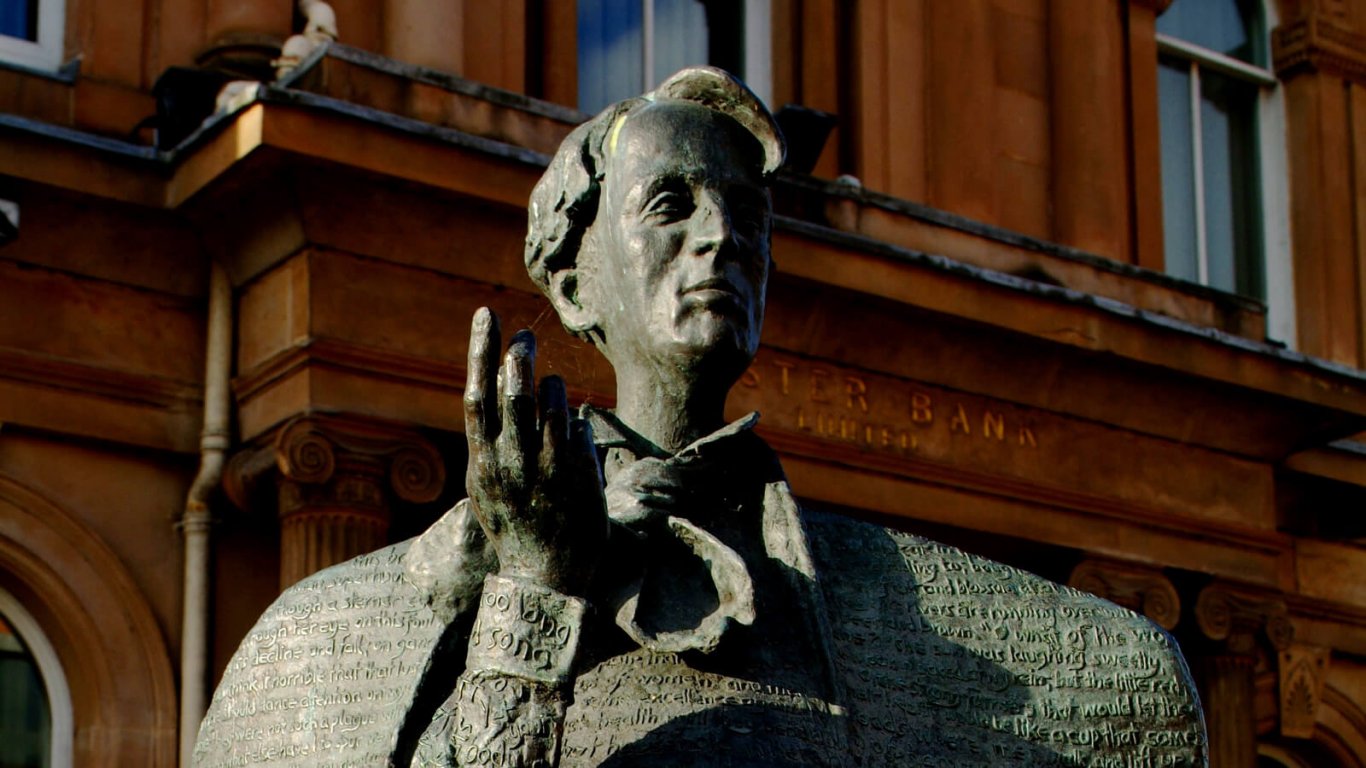 Statue of WB Yeats in Sligo, Ireland