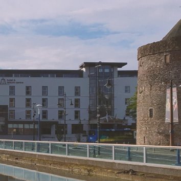Exterior of Tower Hotel Waterford