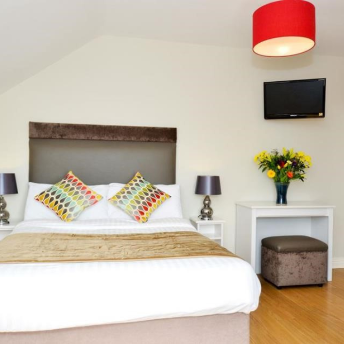 The double room of the dingle harbour lodge