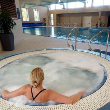 Hot tub in Kenmare Bay Hotel