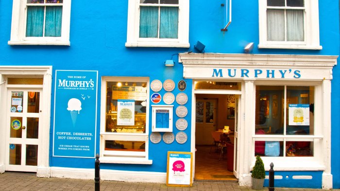 Brightly painted blue exterior of Murphy's ice cream parlour in Dingle, Ireland