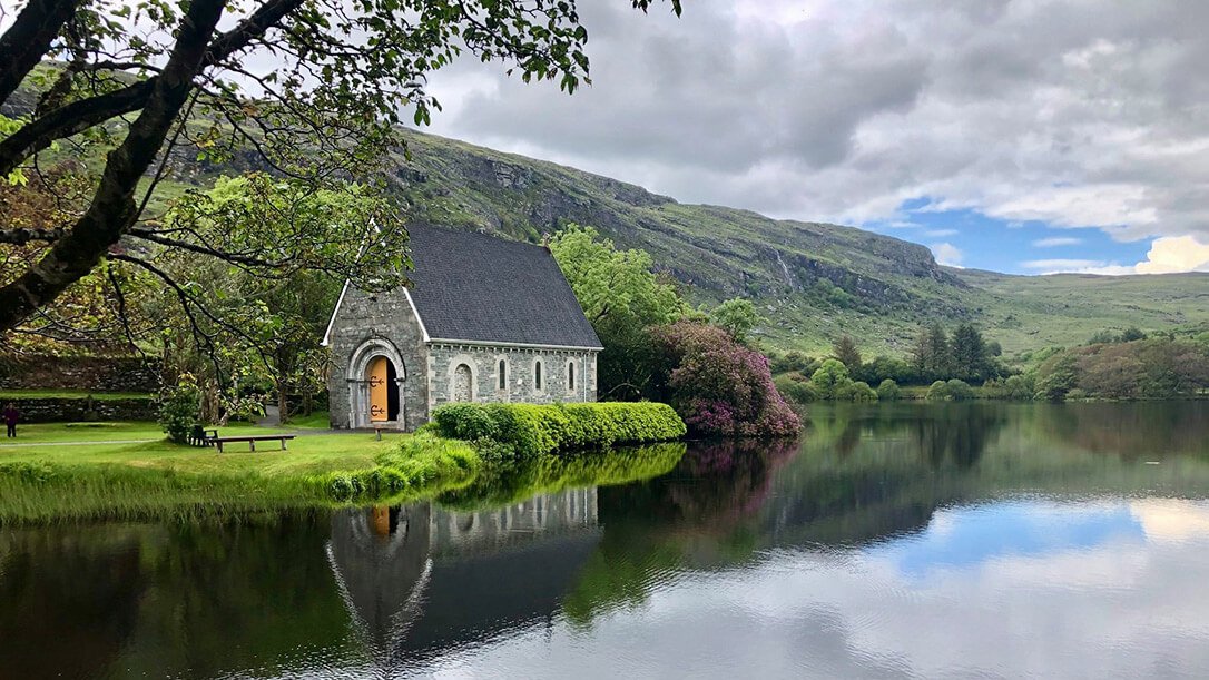 Lake and chapel of Gougane Barra in Cork, Ireland