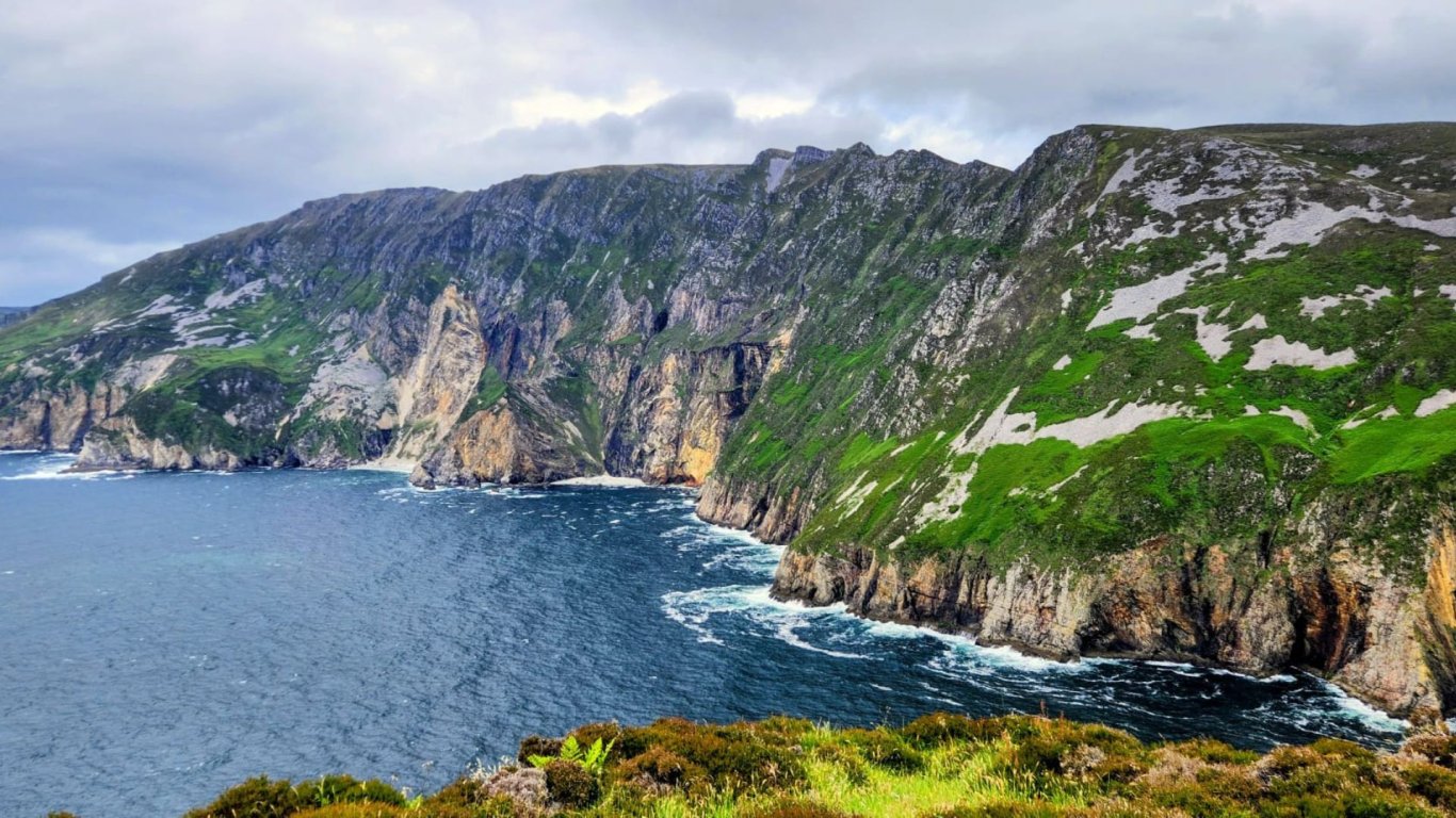 beautiful landscape in ireland