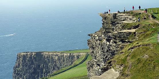 Walk along the Cliffs of Moher